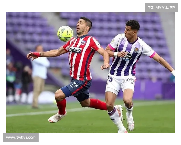 为何苏亚雷斯总是成为争议中心 他身上的复杂因素与公众偏见分析