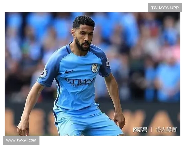 揭秘曼城7号为何选择担任后卫位置背后的战术考量与个人原因